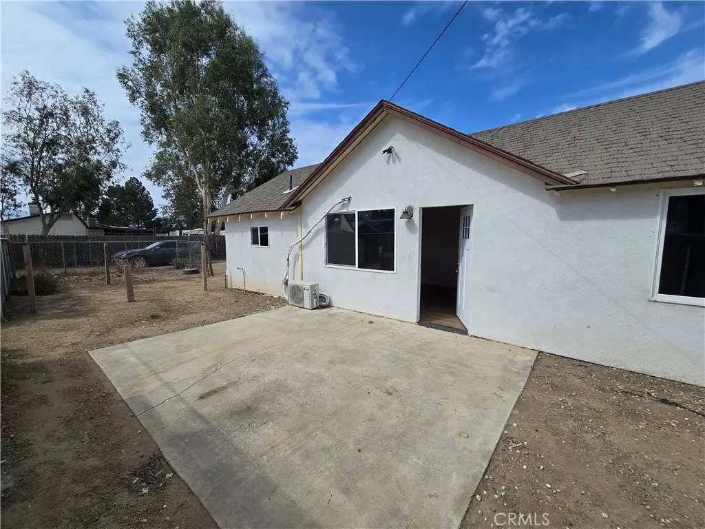 Single Family Residence for rent at 4728 Hillside A, Norco, CA featuring 2 beds and 1 bath