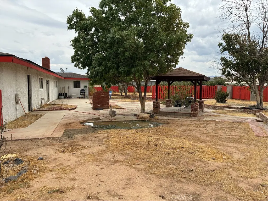 17721 Mauna Loa St, Hesperia, CA — listing photo 1
