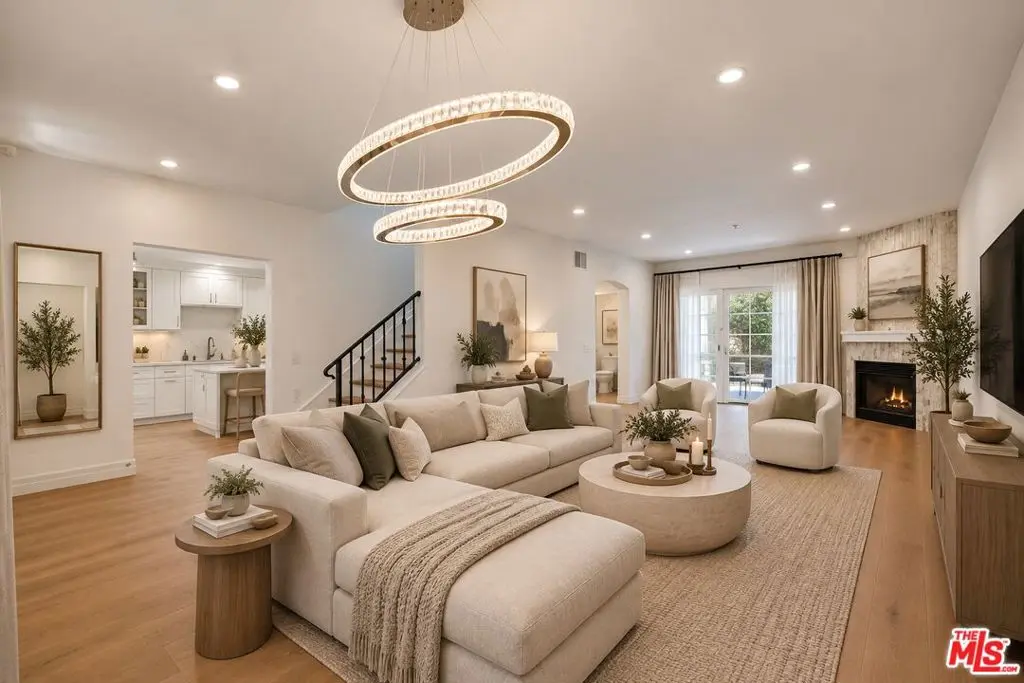 851 N San Vicente Boulevard 117, West Hollywood, CA — listing photo 1