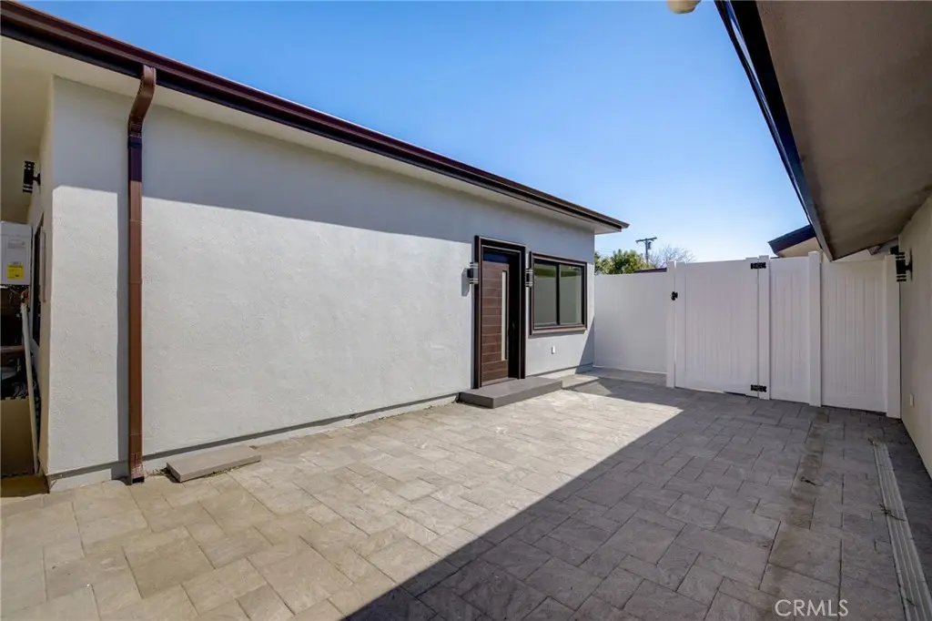 10922 Garden Grove Avenue, Porter Ranch, CA — listing photo 1