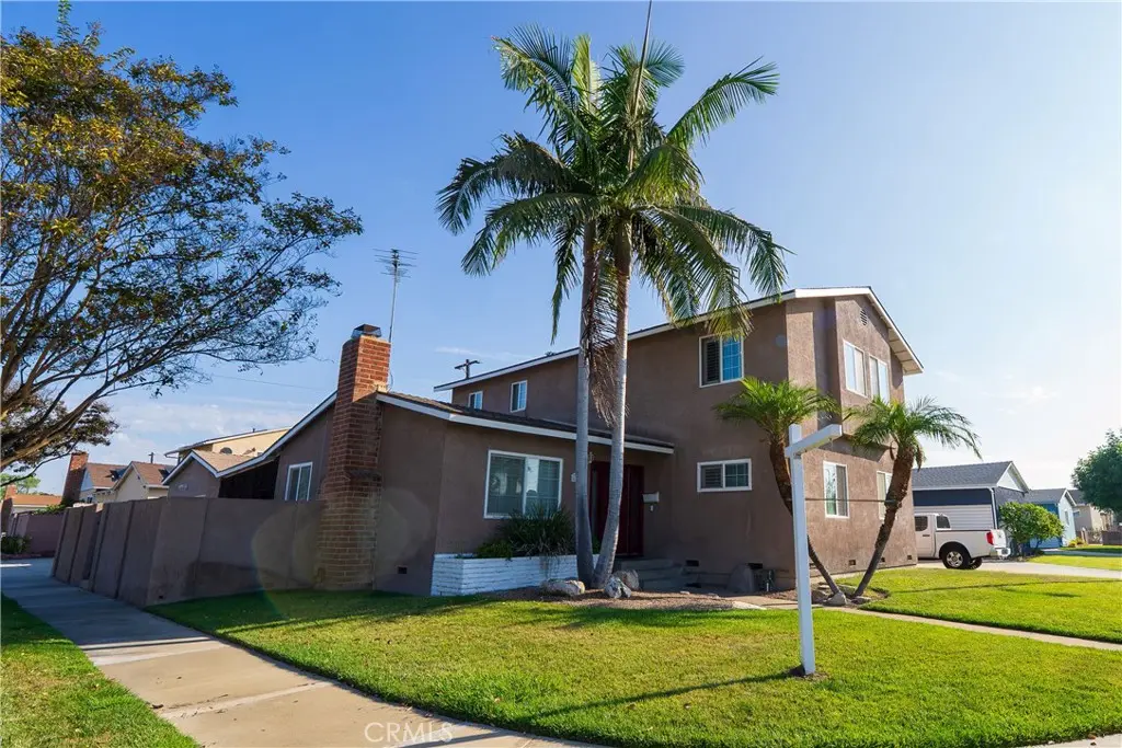 6103 Michelson Street, Lakewood, CA — listing photo 1