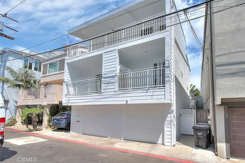 310 Bayview Drive, Hermosa Beach, CA — listing photo 1