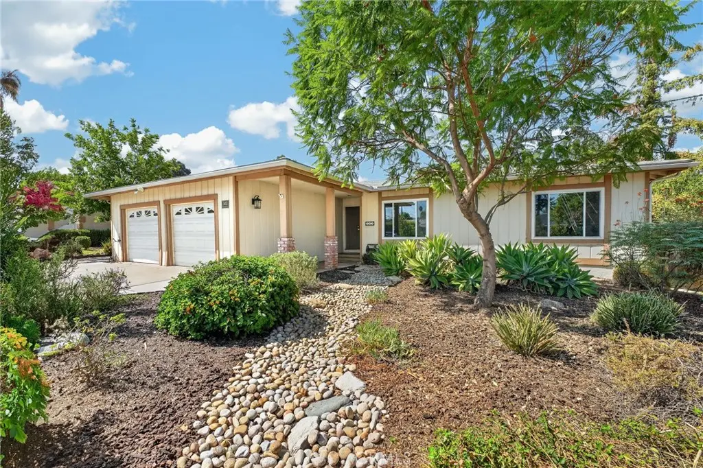 302 S San Mateo Street, Redlands, CA — listing photo 1