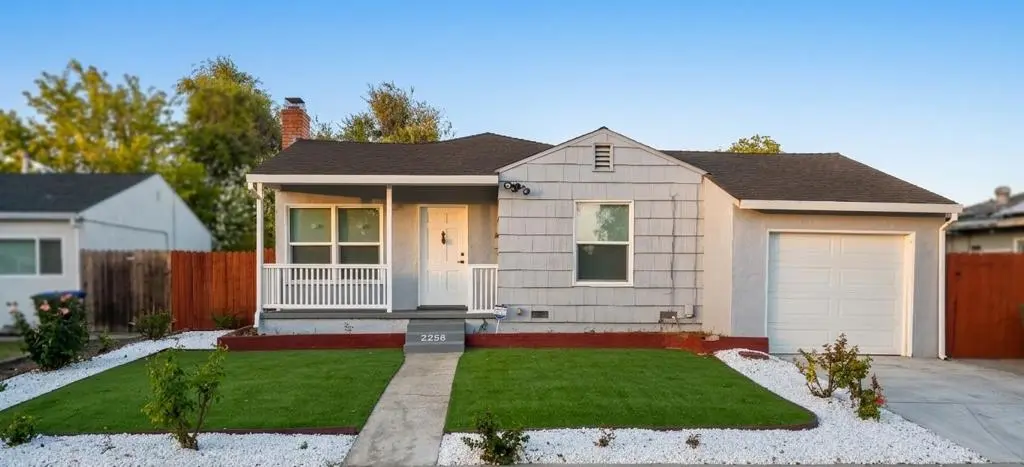 Single Family Residence for sale at 2258 Pepper Drive, Concord, CA featuring 3 beds and 2 baths