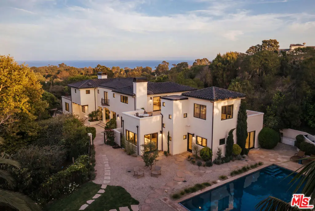 7015 Grasswood Avenue, Malibu, CA — listing photo 1