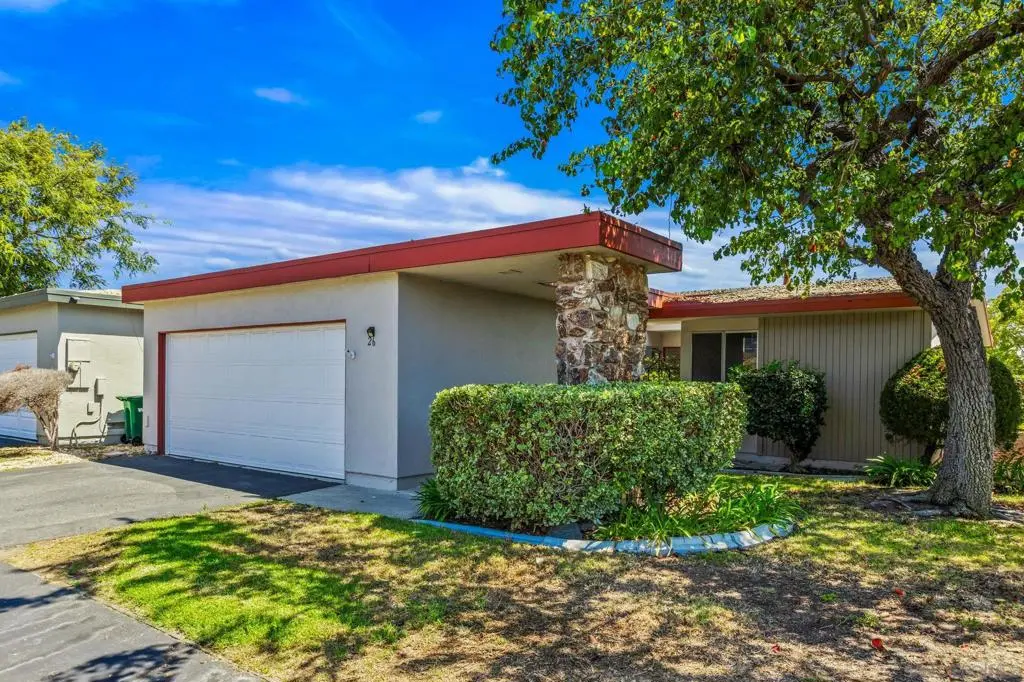 3808 Vista Campana 26, Oceanside, CA — listing photo 1