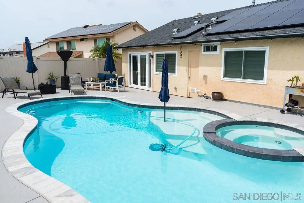 Single Family Residence for rent at 5985 Fennell AVE, San Diego, CA featuring 3 beds and 2 baths