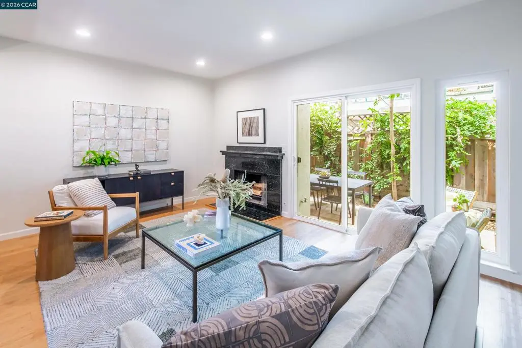 Condominium for sale at 917 Hough Ave 9, Lafayette, CA featuring 2 beds and 2 baths