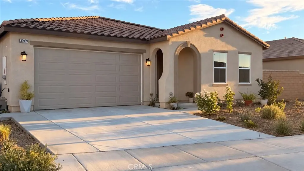 30969 Alister, Winchester, CA — listing photo 1