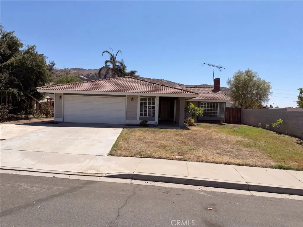 Single Family Residence for sale at 2796 Shiells, Jurupa Valley, CA featuring 3 beds and 2 baths