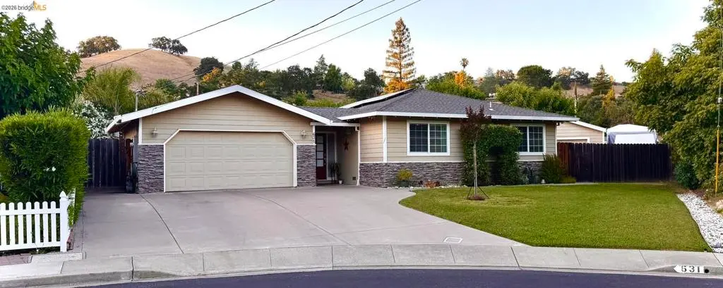 Single Family Residence for sale at 631 Sherree CT, Martinez, CA featuring 3 beds and 2 baths