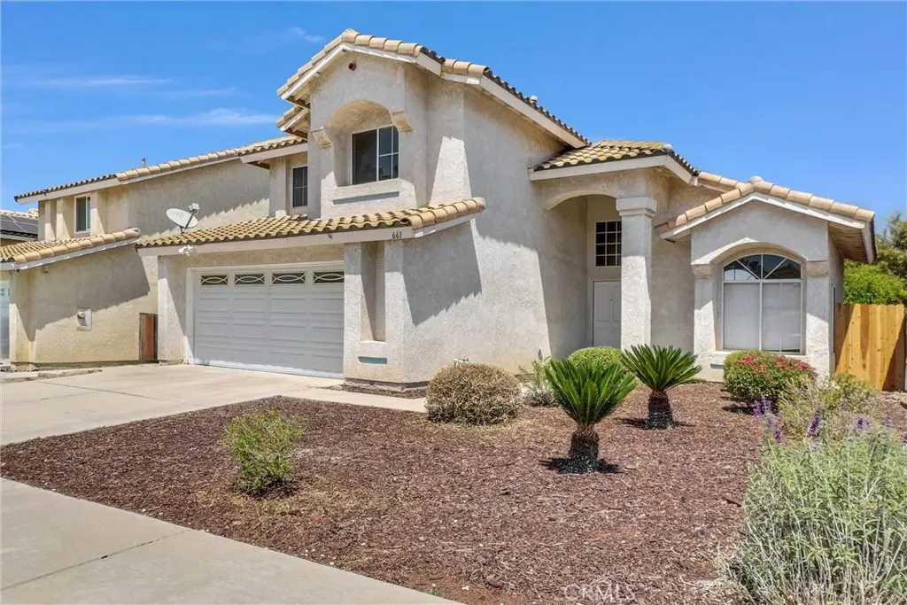 Single Family Residence for sale at 661 La Cumbre, Corona, CA featuring 4 beds and 3 baths
