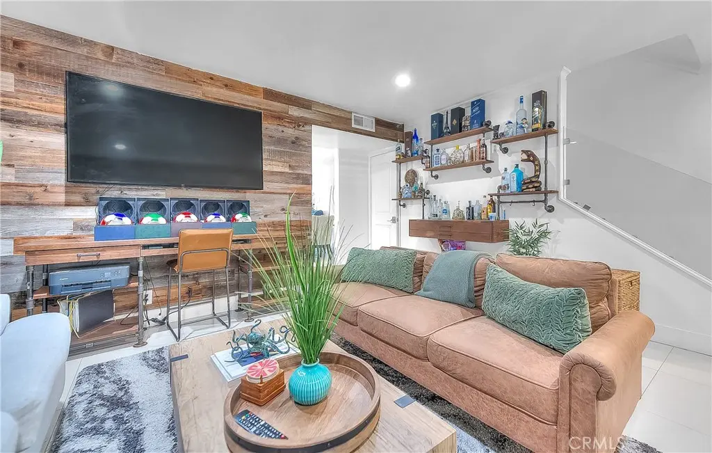 15906 Rowland, La Puente, CA — listing photo 1