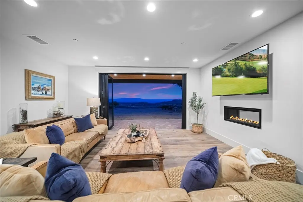 Single Family Residence for sale at 41950 Hacienda Dr, Murrieta, CA featuring 4 beds and 4 baths