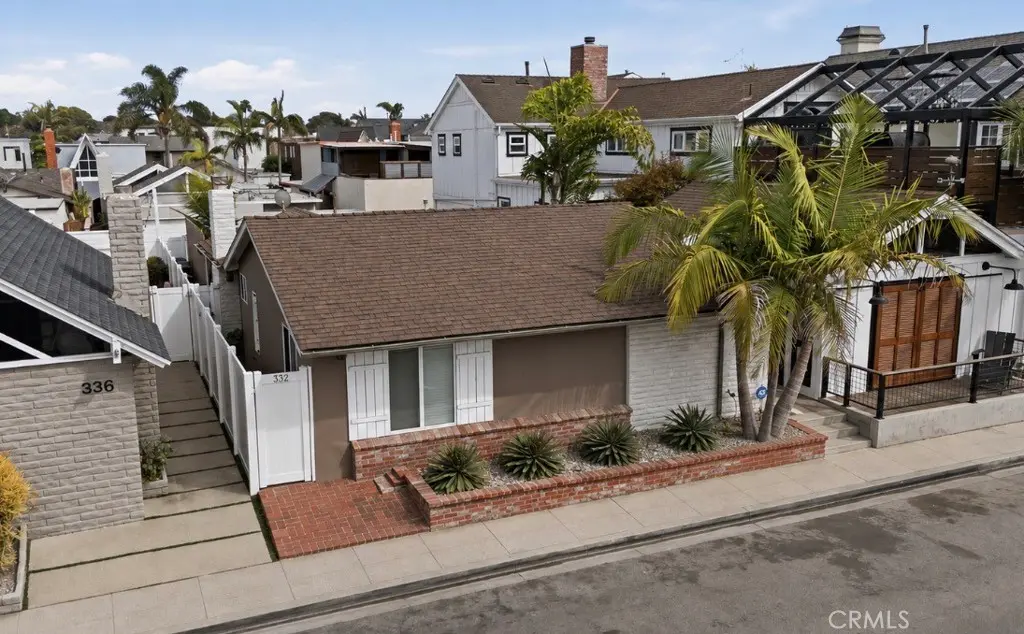 332 Lugonia Street, Newport Beach, CA — listing photo 1