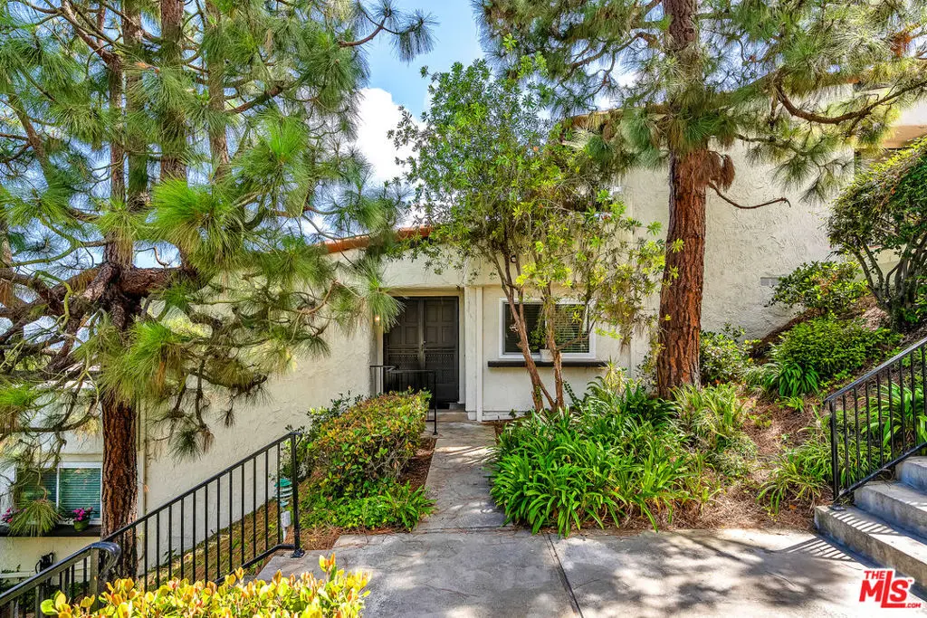 88 Aspen Way, Rolling Hills Estates, CA — listing photo 1