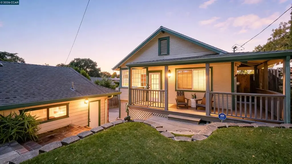 30 Bishop, Crockett, CA — listing photo 1