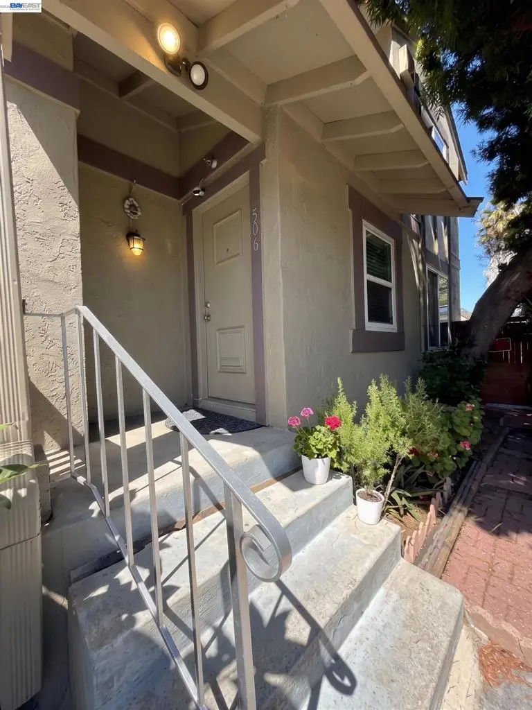 Townhouse for sale at 506 Marina Way, Richmond, CA featuring 3 beds and 3 baths