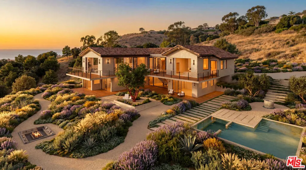 21930 Carbon Mesa Road, Malibu, CA — listing photo 1
