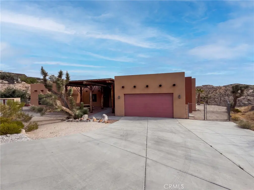 5935 Buena Suerte, Yucca Valley, CA — listing photo 1