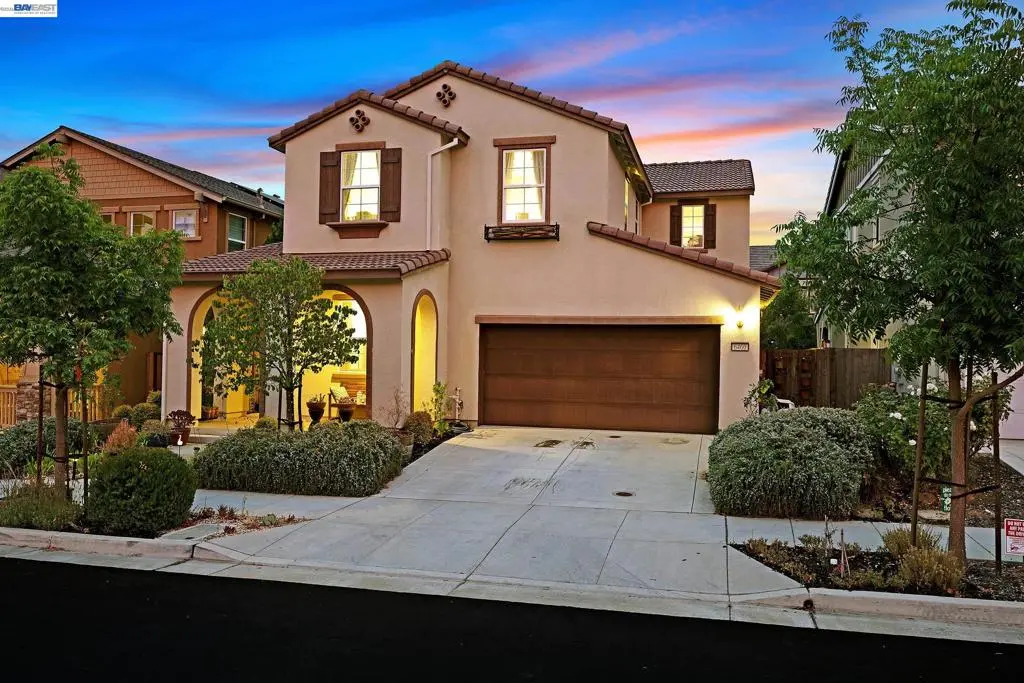Single Family Residence for sale at 6460 Godani St, Gilroy, CA featuring 4 beds and 3 baths