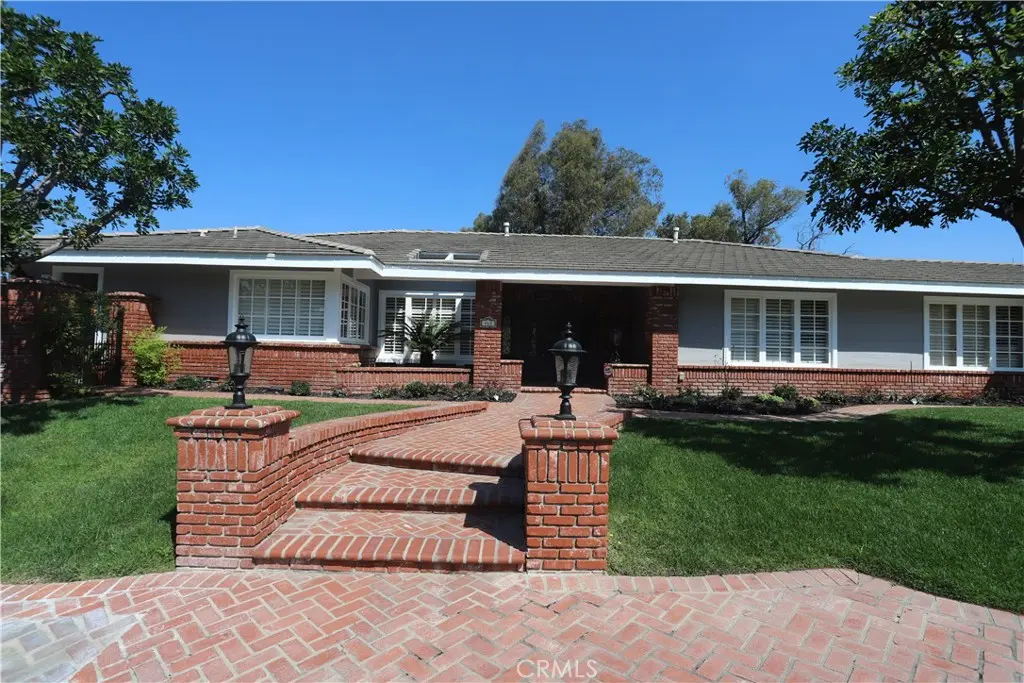 Single Family Residence for rent at 460 S Bridge View, Anaheim, CA featuring 4 beds and 4 baths
