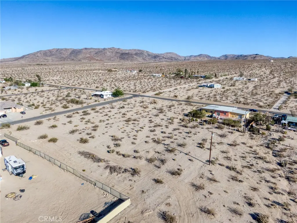 7694 Araby Ave, 29 Palms, CA — listing photo 1