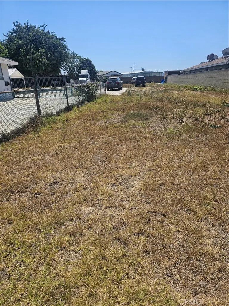 140 W 223 Street, Carson, CA — listing photo 1