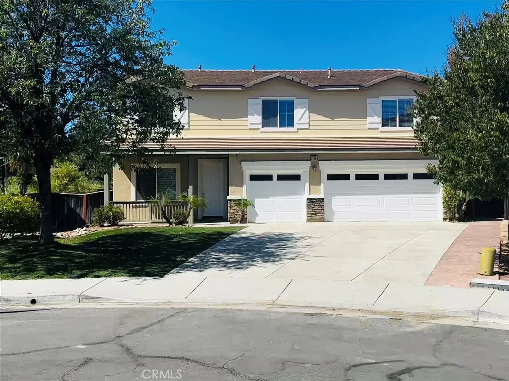 Single Family Residence for rent at 35963 Meriwether, Murrieta, CA featuring 6 beds and 4 baths