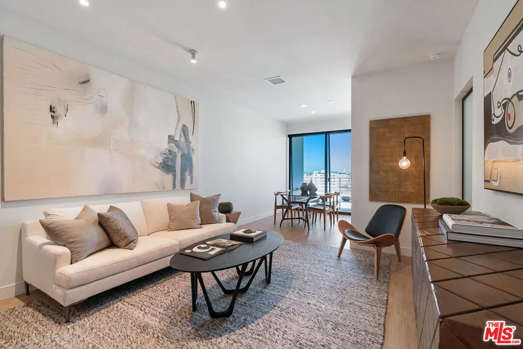Condominium for rent at 3688 Overland Avenue 416, Los Angeles, CA featuring 1 bed and 1 bath