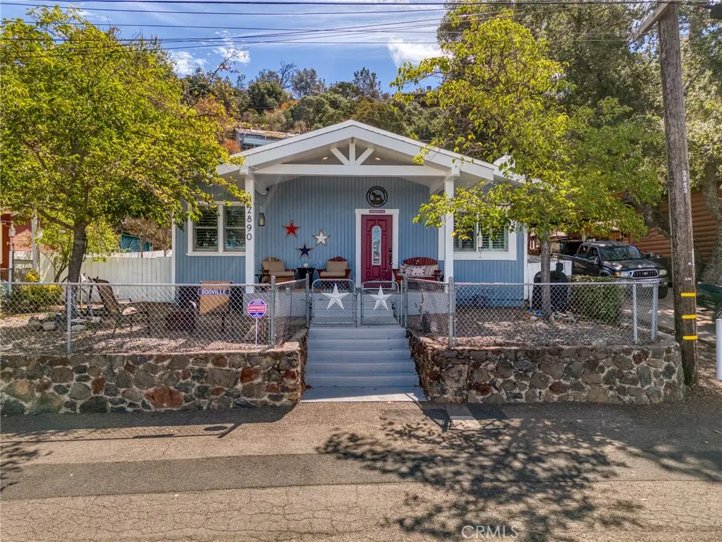 Single Family Residence for sale at 2890 Silverado, Clearlake, CA featuring 3 beds and 3 baths