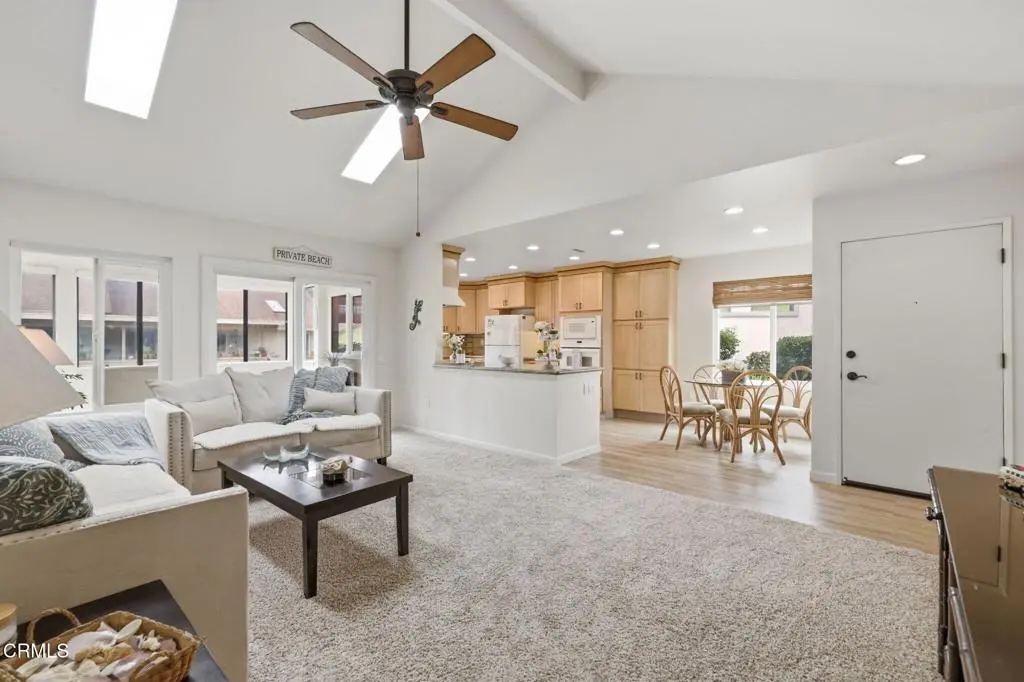 42110 Village 42, Camarillo, CA — listing photo 1