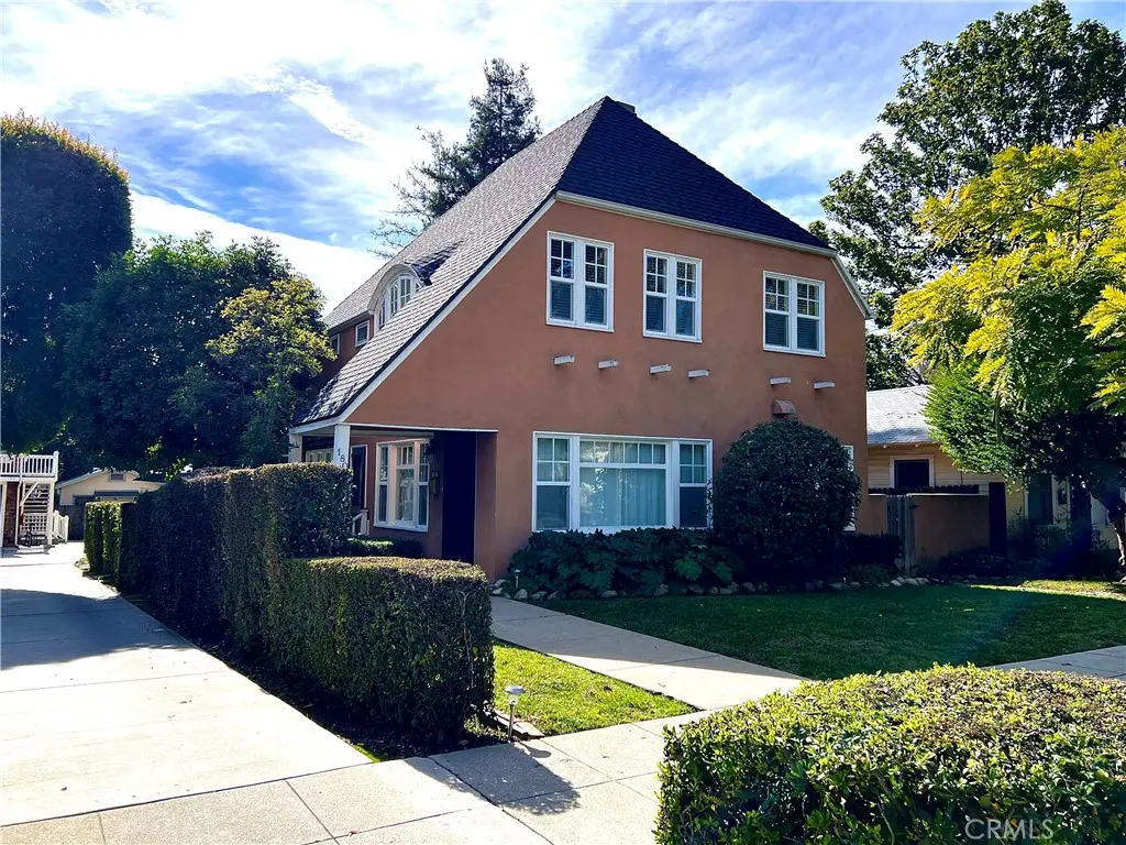 Single Family Residence for rent at 180 W 9th Street, Claremont, CA featuring 4 beds and 2 baths