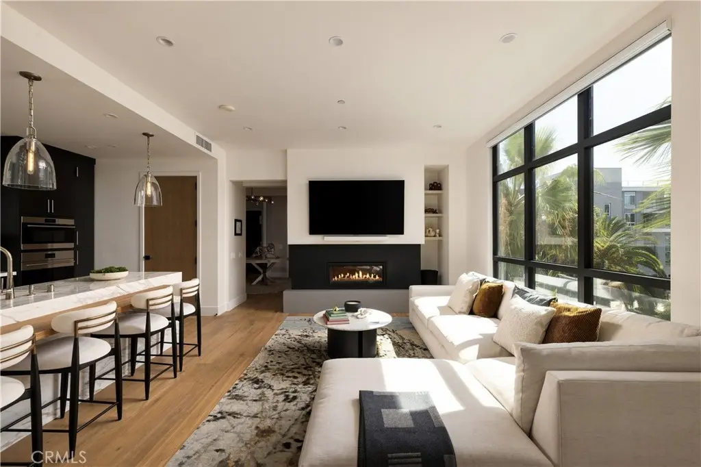 4291 Uptown Newport Dr 3, Newport Beach, CA — listing photo 1