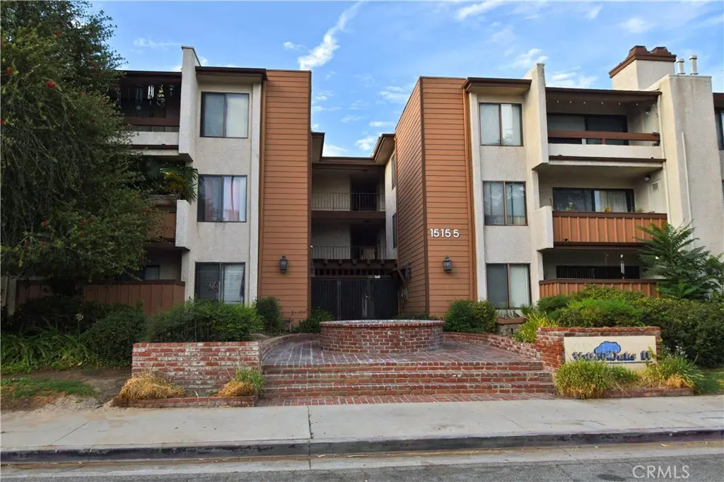 15155 Sherman Way 37, Van Nuys, CA — listing photo 1