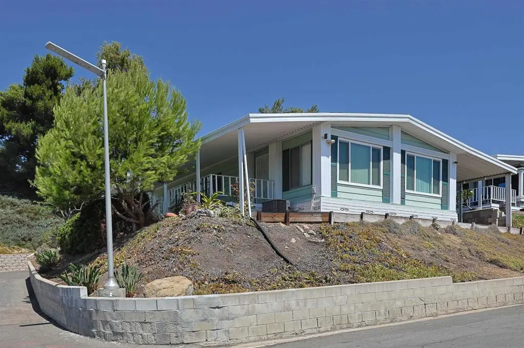 275 S Worthington St 105, Spring Valley, CA — listing photo 1