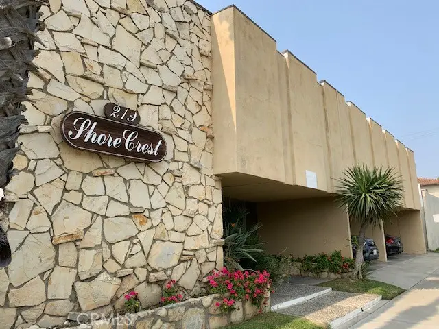 219 15th Street 7, Huntington Beach, CA — listing photo 1