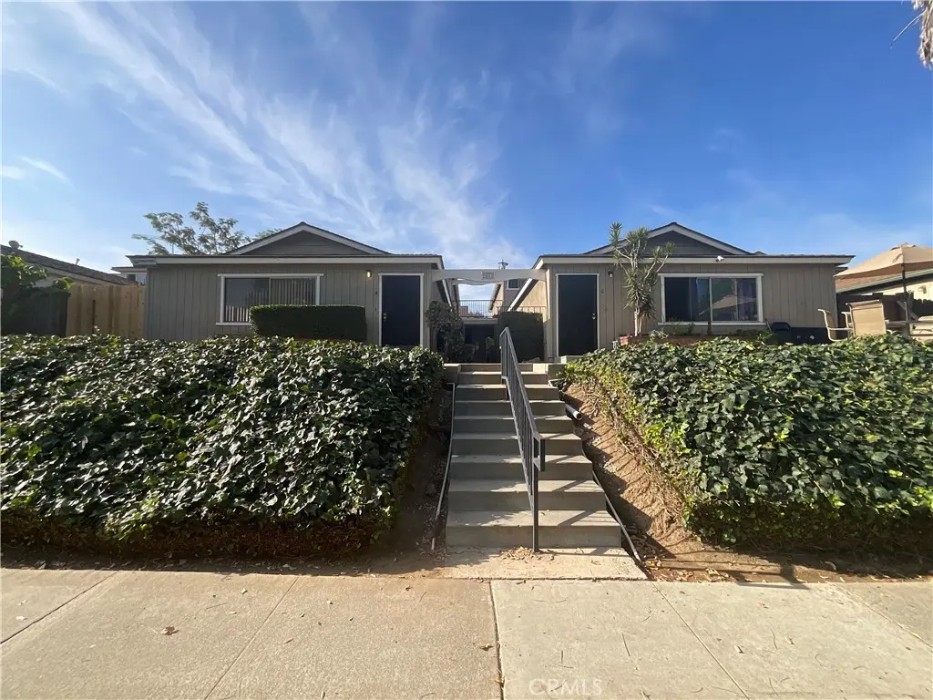 Apartment for rent at 2672 Milton Avenue A, Fullerton, CA featuring 2 beds and 1 bath