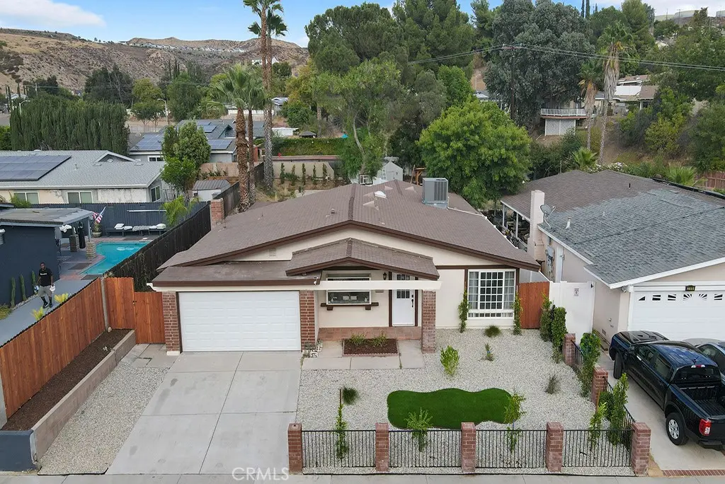 27976 Foxlane, Canyon Country, CA — listing photo 1
