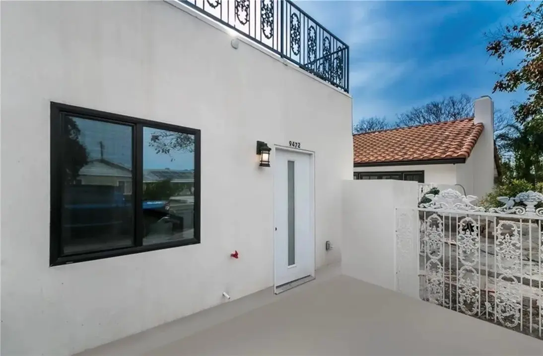 9574 Geyser Avenue, Northridge, CA — listing photo 1