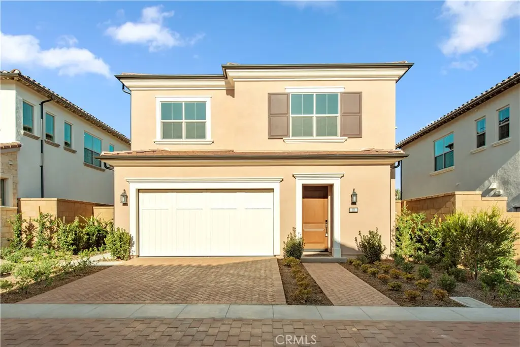 Residential Lease for rent at 131 Campion, Irvine, Orange County, CA featuring 3 beds and 3 baths