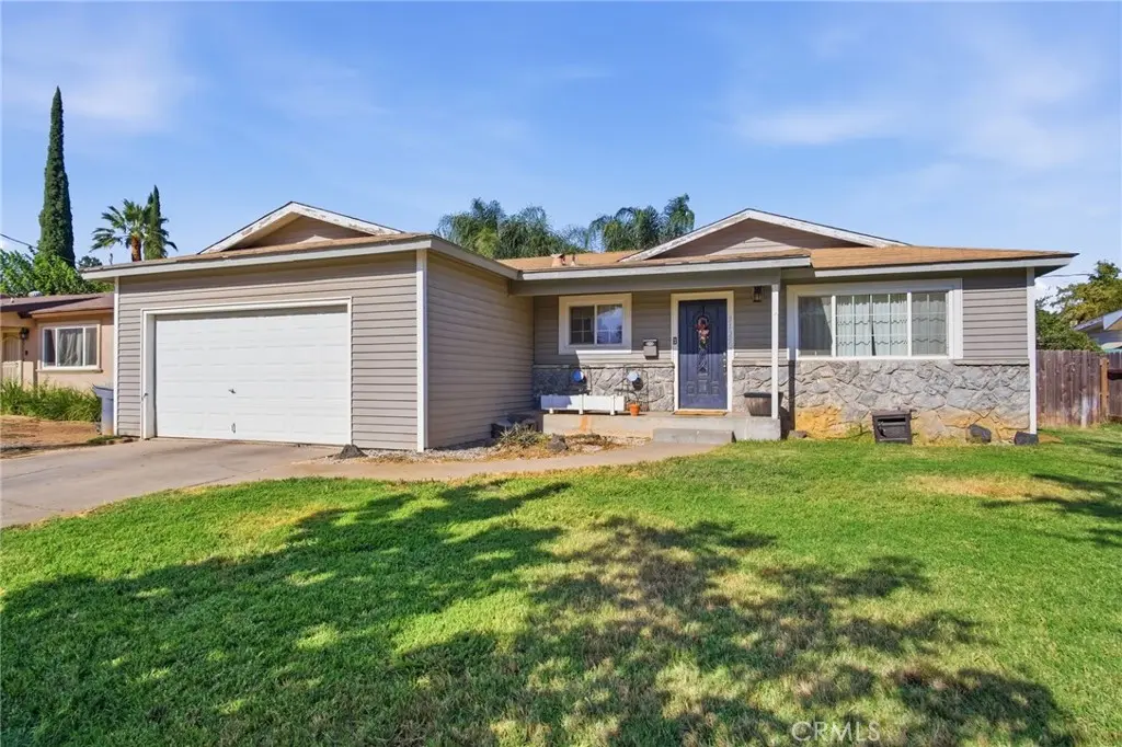 3125 N Parsons, Merced, CA — listing photo 1