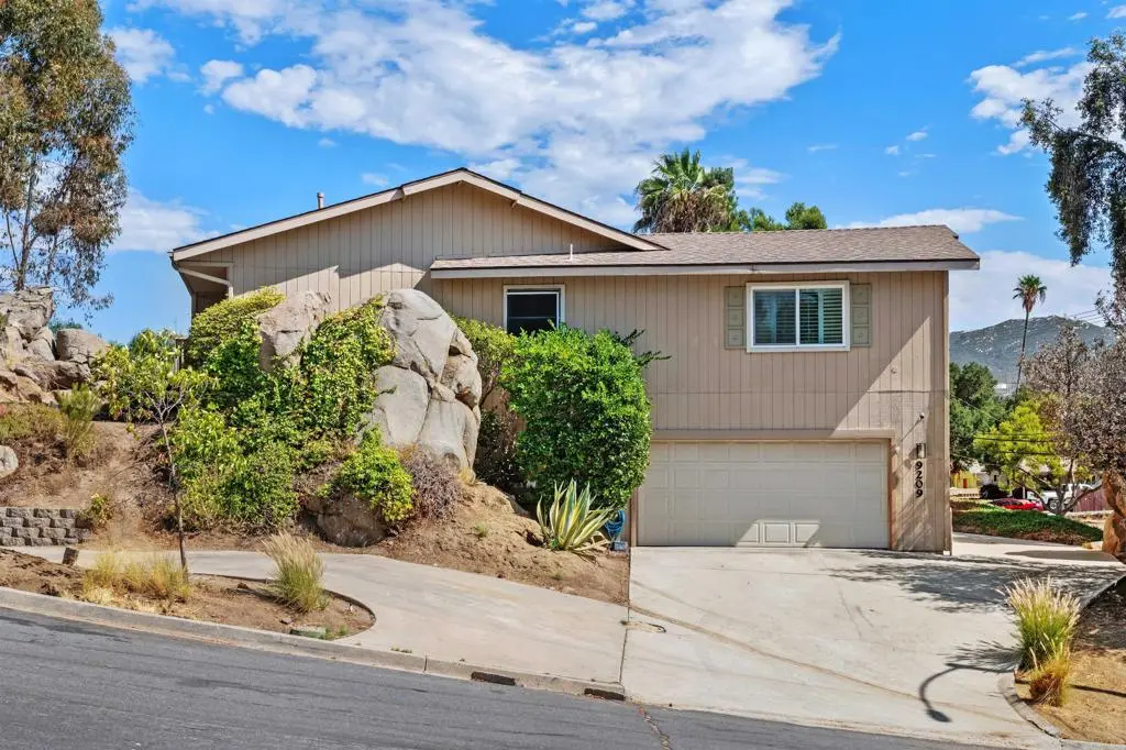 9209 Lakeview Terrace, Lakeside, CA — listing photo 1