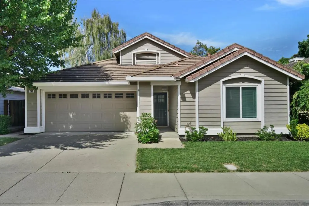282 Trenton Circle, Pleasanton, CA — listing photo 1