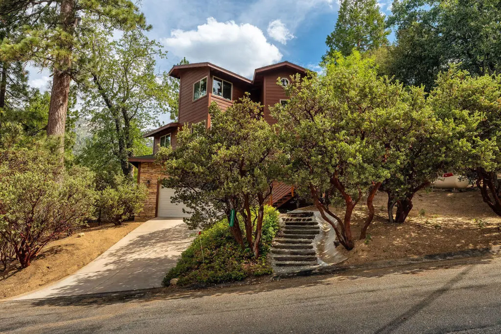 55370 Silver Tip Lane, Idyllwild, CA — listing photo 1