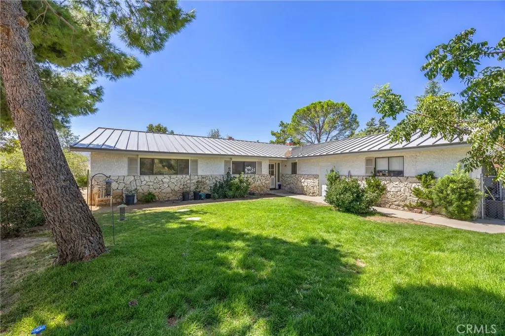 9144 Northside, Leona Valley, CA — listing photo 1