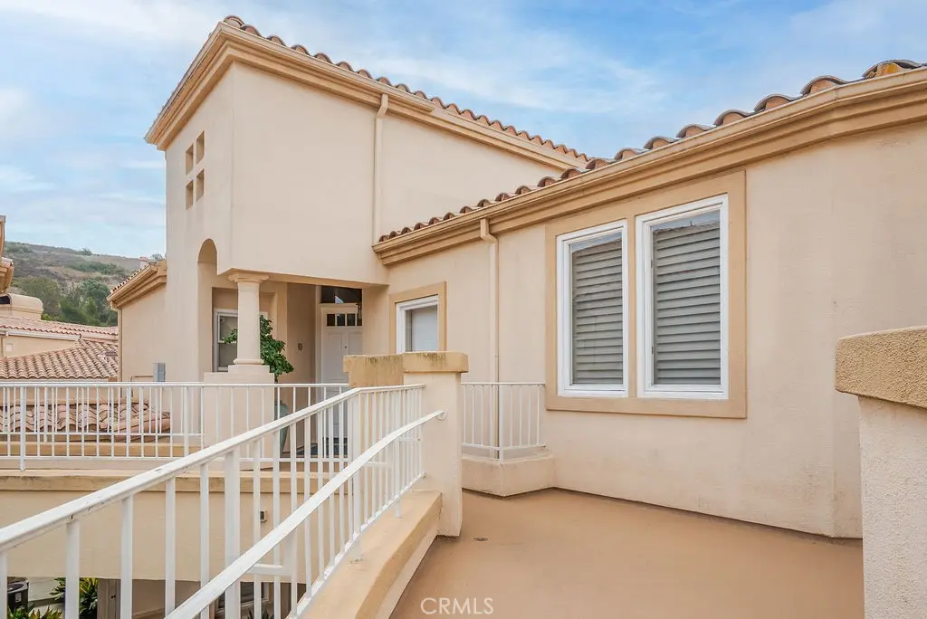 22 Plaza Caloroso, San Juan Capistrano, CA — listing photo 1
