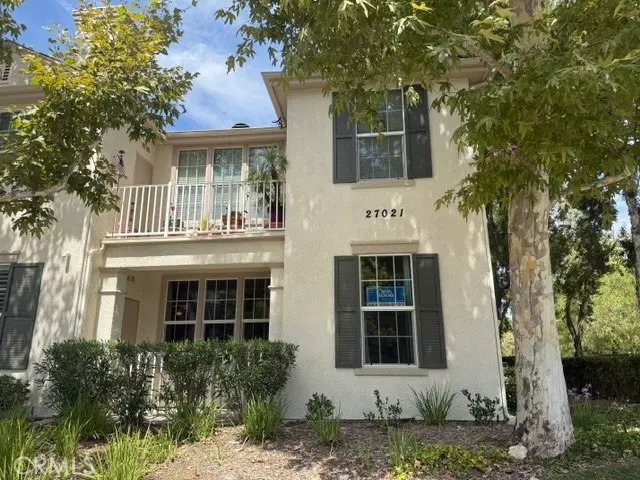 27021 Channel Lane 19, Valencia, CA — listing photo 1