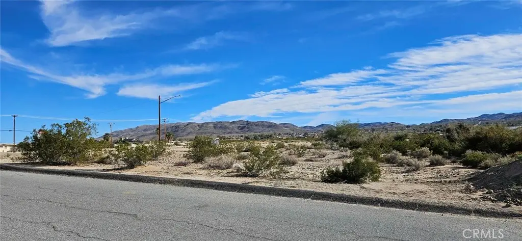 800 Utah Trl., 29 Palms, CA — listing photo 1