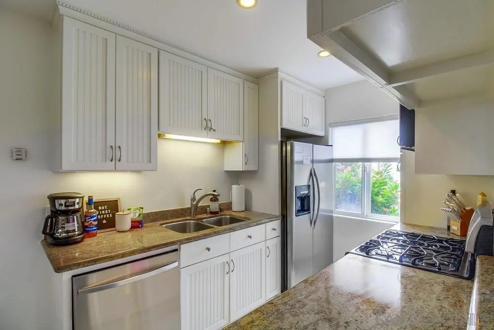 Condominium for sale at 5059 Niagara #5, San Diego, CA featuring 1 bed and 1 bath